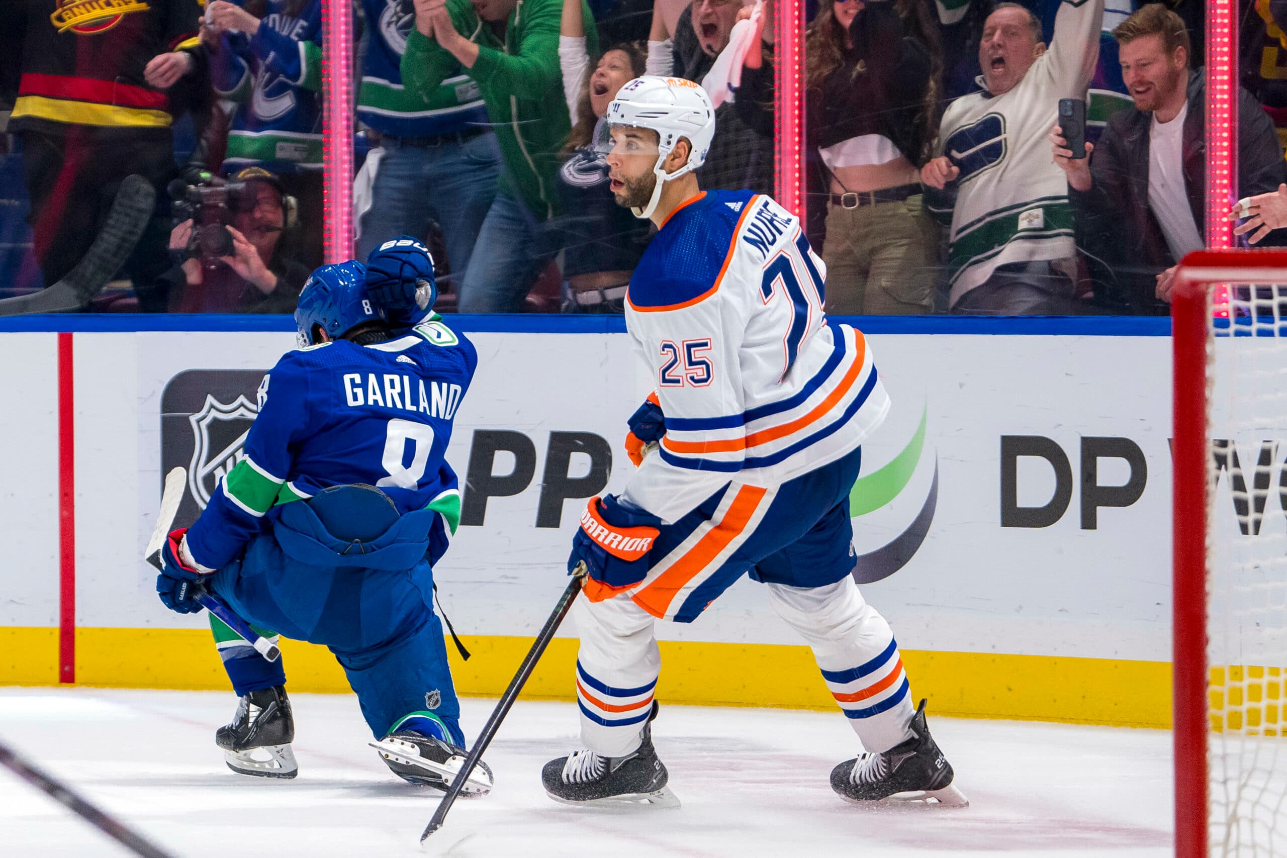 NHL betting preview for tonight's Game 2, all-Canadian matchup between the Vancouver Canucks and Edmonton Oilers